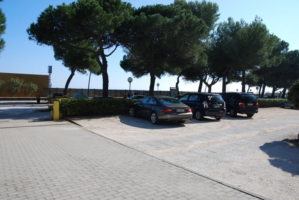 Appartement Lignano Sabbiadoro Sea Front Extérieur photo