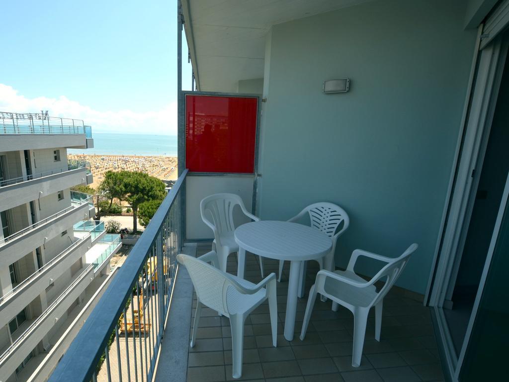 Appartement Lignano Sabbiadoro Sea Front Extérieur photo