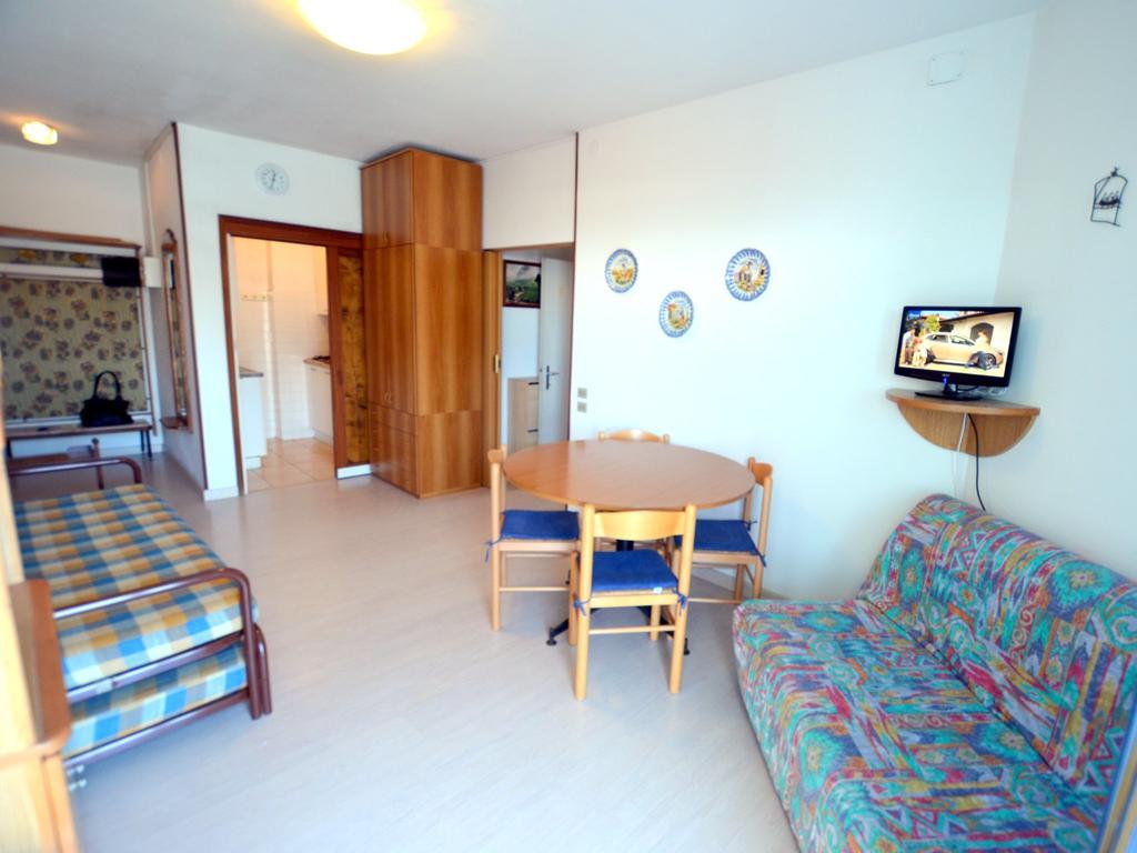 Appartement Lignano Sabbiadoro Sea Front Extérieur photo
